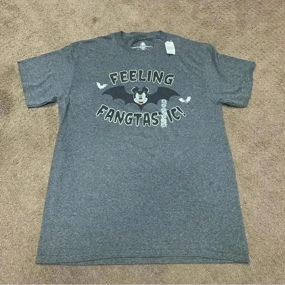 Mickey Mouse Feeling fangtastic Disney Halloween tshirt size medium NEW spooky